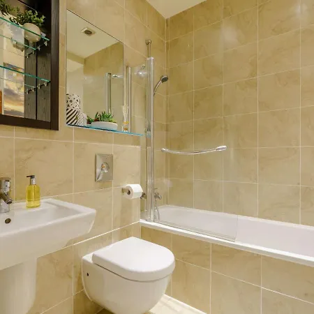 2 Bed In 83763 *