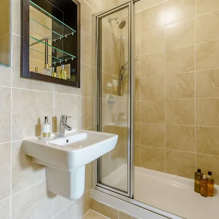 2 Bed In 83763 Apartment